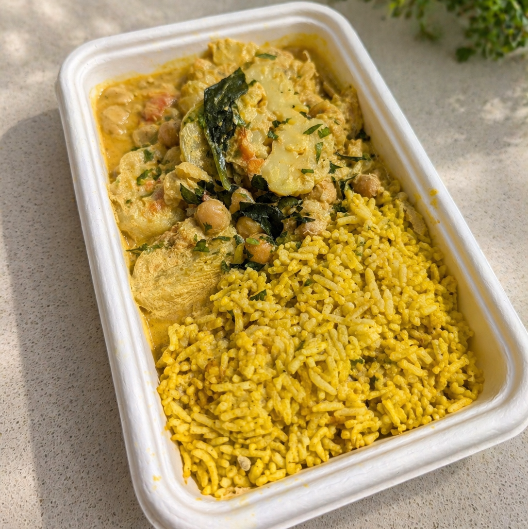 Golden Cauliflower & Chickpea Curry with Turmeric Rice - Single Serve